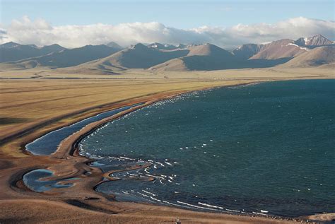 Lake Namtso, Tibet by Alex Linghorn