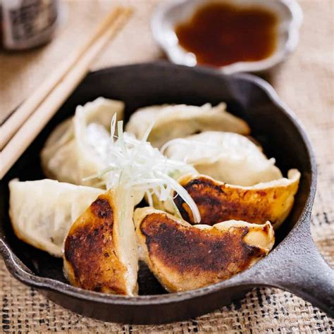 Gyoza - Authentic Japanese Recipe | Chopstick Chronicles