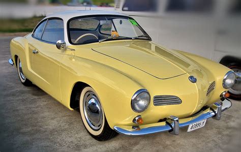 Volkswagen Karmann Ghia - Wikipedia