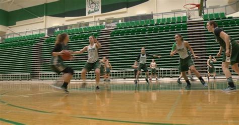 Saskatchewan Huskies women’s basketball raising the bar after surprise ...