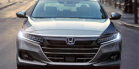 See the 2022 Honda Accord in Auburn, MA | Features Review