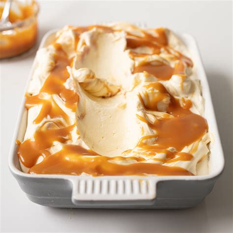 Homemade caramel ice cream | easyFood