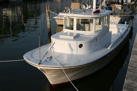 Wheelhouse design for 18' plywood boat