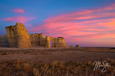 Monument Rocks Sunset | Monument Rocks, Kansas | Mickey Shannon Photography