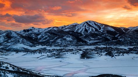 Snow Makes the Utah Mountains Special. The Talented Workforce Does the Same for the Economy ...