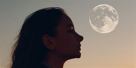 How the January 2023 Full Moon Will Affect Your Zodiac Sign