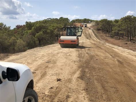 Driveway Grading And Graveling, Road Leveling And Gravel Installation, and Surface Grading And ...