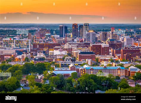 Birmingham skyline night hi-res stock photography and images - Alamy