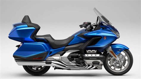 Honda Gold Wing tourer to get HUD, Radar Adaptive Cruise Control ...