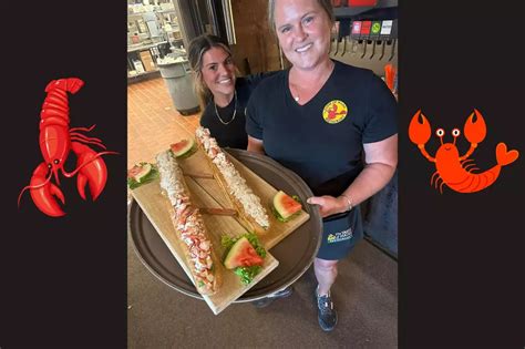 Maine Restaurant Unveils World's Largest Lobster Roll at $189.99