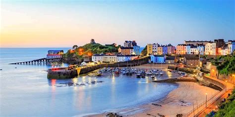 Around Tenby a perfect vistors guide to the UK's best destination