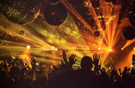 15 Best Places to Experience the Nightlife in Bangalore