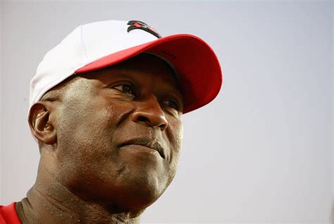 Illinois hires Lovie Smith to coach football team