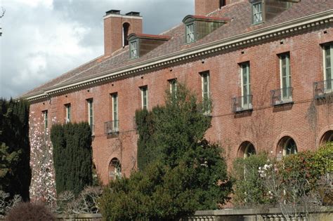 LBColby's DYNASTY Blog: Pix of the Day: FILOLI MANSION