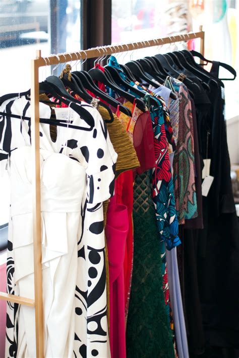 Top 5 Reasons to Consign Clothes Online Today - The Socialite's Closet