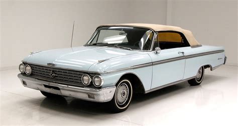 1962 Ford Galaxie 500 Sunliner | Classic & Collector Cars