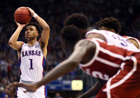 Kansas basketball: Circus font jerseys should become permanent