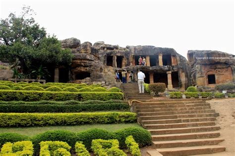 Caves of Udayagiri and Khandagiri - a guided tour with the Emperor ...