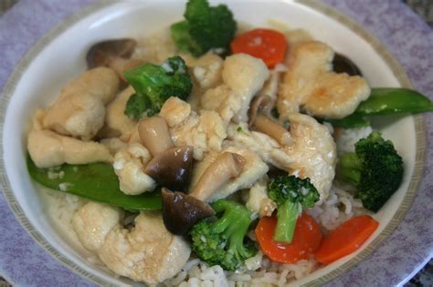 Culturally Confused: Mr. Wang's Chinese Buffet: Moo Goo Gai Pan (Sliced Chicken and Mushrooms)