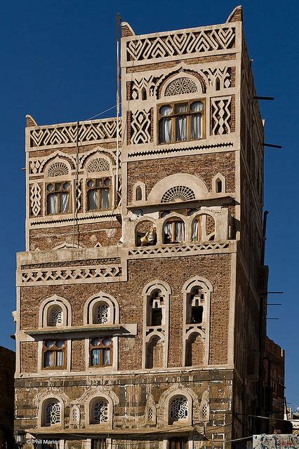 Yemeni architecture - Sana'a, Yemen | Architecture, Geometric ...