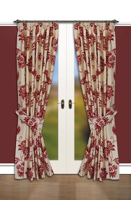 Damask Red Curtains | Curtains24.co.uk