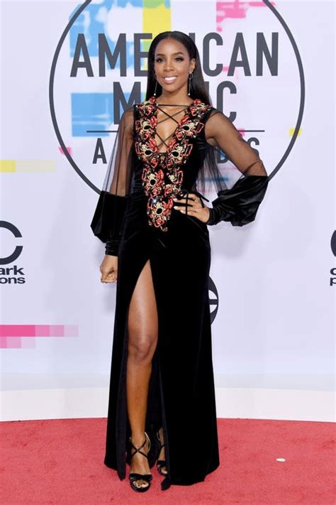 Best Red Carpet Looks From the 2017 American Music Awards – AMA Red ...