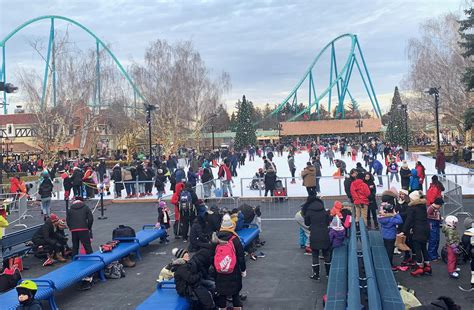 Canada's Wonderland Winterfest - Center Ice Rinks