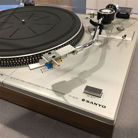 Sanyo TP 1012 Turntable