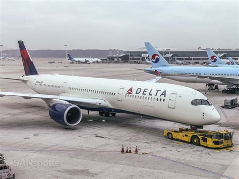 Delta A350-900 Premium Select review Seoul to Detroit – SANspotter