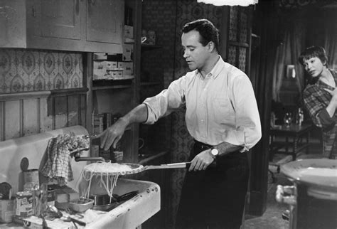 THE APARTMENT (1960) • Frame Rated