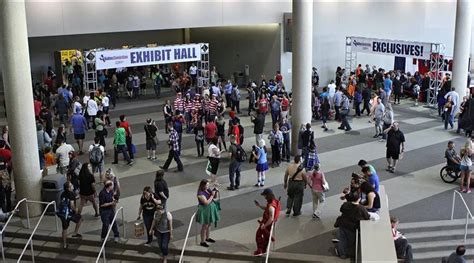 Comics A.M. | In larger venue, Dallas Comic Con draws big crowd