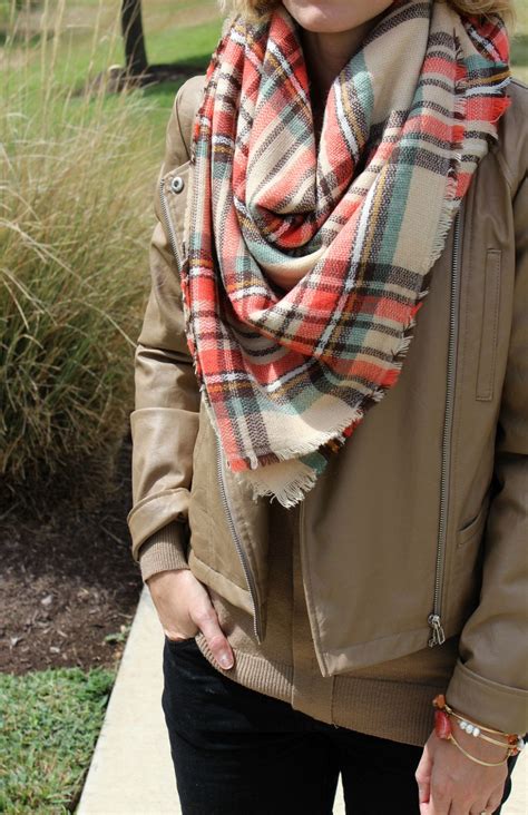 3 Blanket Scarf Outfit Ideas, Plus How to Tie One!