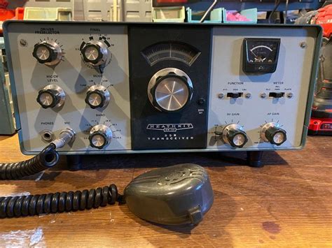 Amateur Radio SSB Transceiver - The Heathkit HW-101