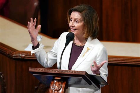 Pelosi won't seek leadership role, plans to stay in Congress - WHYY