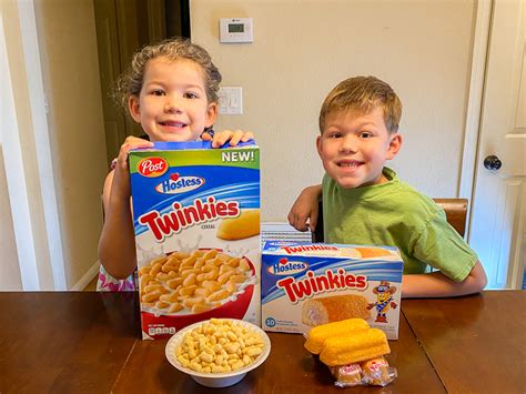 Tales of the Flowers: Saturday Morning Cereals - Twinkies Cereal