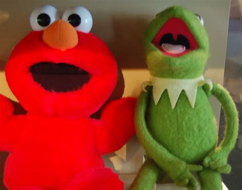 Elmo and Kermit | Explore markdrasutis' photos on Flickr. ma… | Flickr - Photo Sharing!