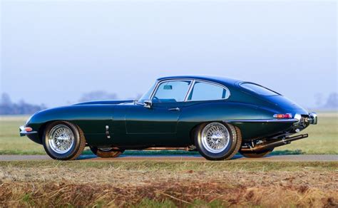 Te koop, prachtige Jaguar E-type S1 Coupe 3.8 uitgevoerd in de populaire kleur British Racing ...