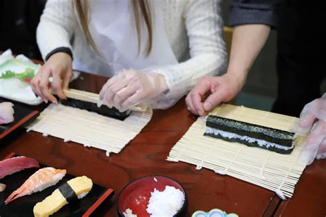 Tokyo Sushi Making Experience+ Tsukiji Fish | Japan Wonder Travel