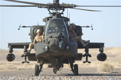 World Of Defense: UK Apache Helicopters Prepares For Libyan War