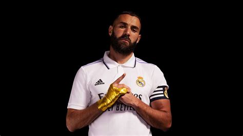 Karim Benzema célébré par adidas