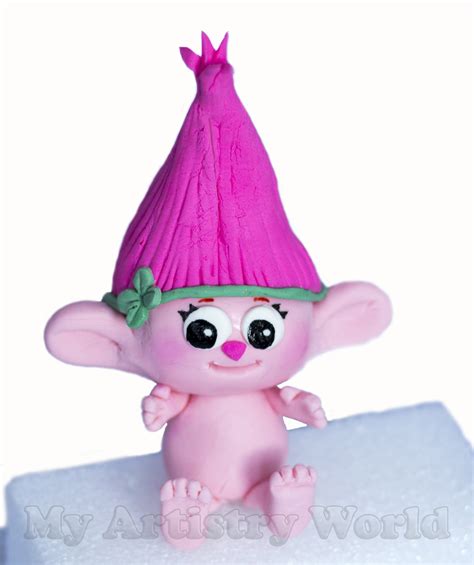 Trolls - Baby Poppy cake topper - My Artistry World