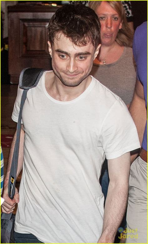 Daniel Radcliffe Returning to 'Young Doctor’s Notebook' | Photo 579808 ...