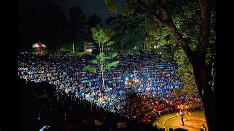 Prof. Ediriweera Sarachchandra Open Air Theatre. Deiyoth danne na Drama ...