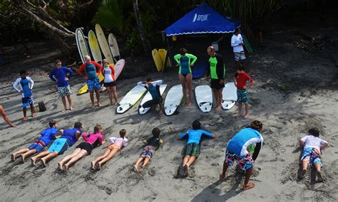 Surf Lessons Manuel Antonio - Surfing Costa Rica