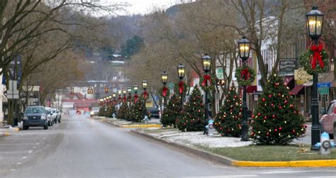 Christmas in Downtown Wellsboro, PA | Sherrie | Flickr