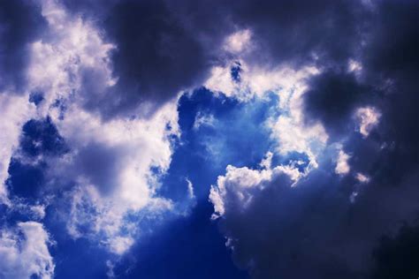 Moving Clouds Wallpaper - WallpaperSafari