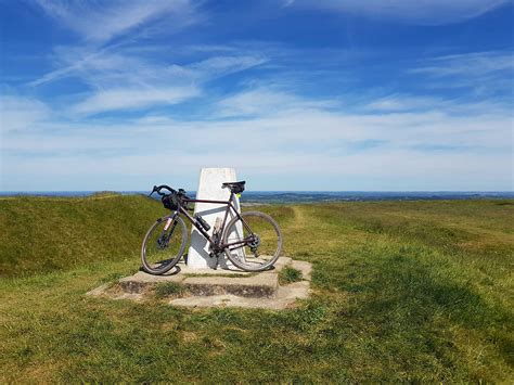 The Ridgeway Cycling Route | Chiltern Hills | Wild Cycles