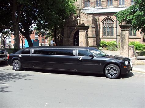 Black Chrysler Limo Hire | Baby Bentley | Limousine Hire