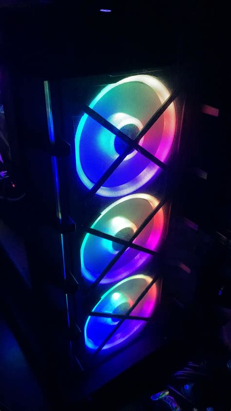 [HELP] LL120 RGB Issue : r/Corsair