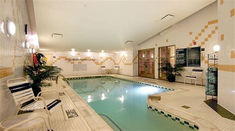 Hilton Garden Inn Washington DC Downtown Hotel - Indoor Pool ...